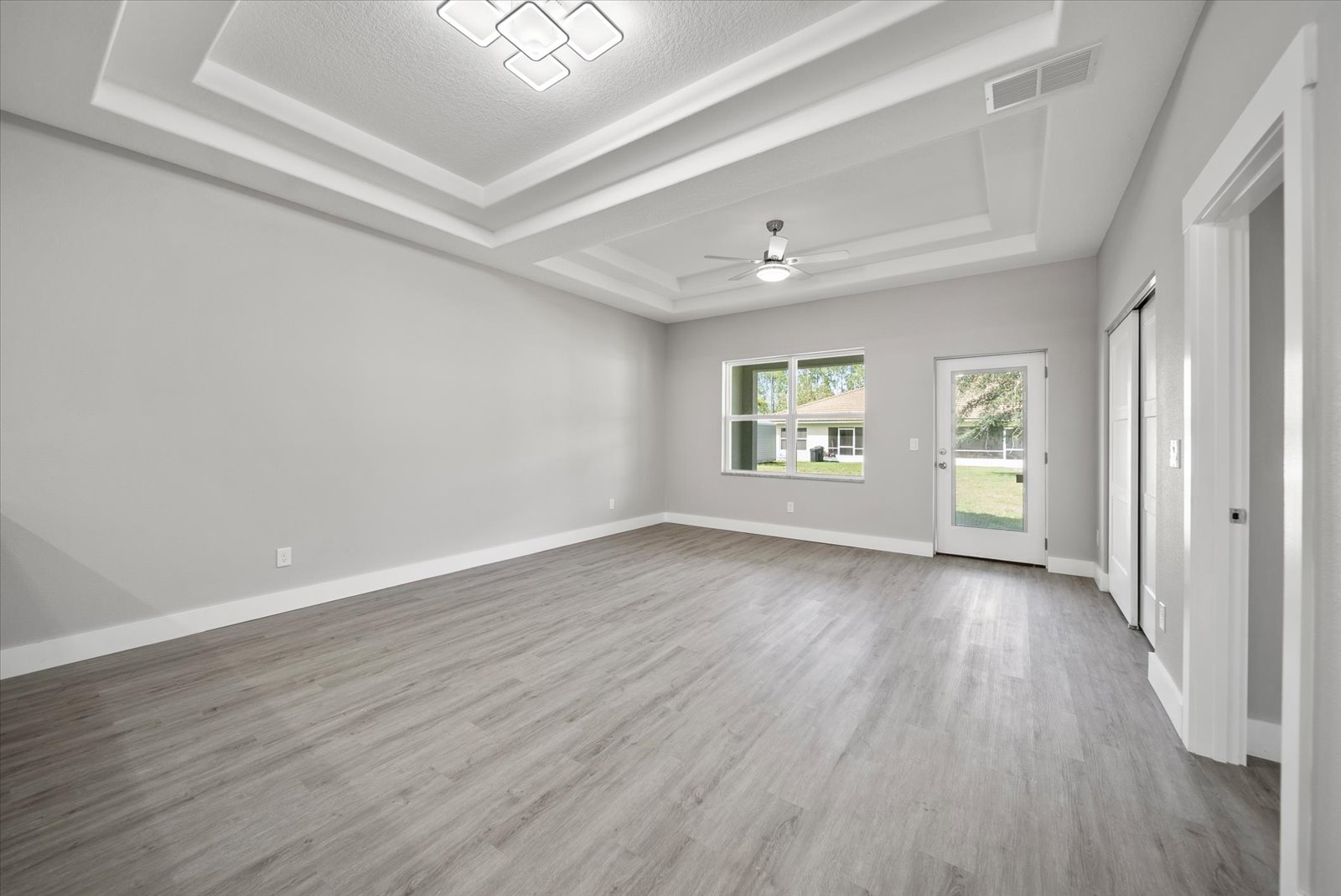 Living and dining space